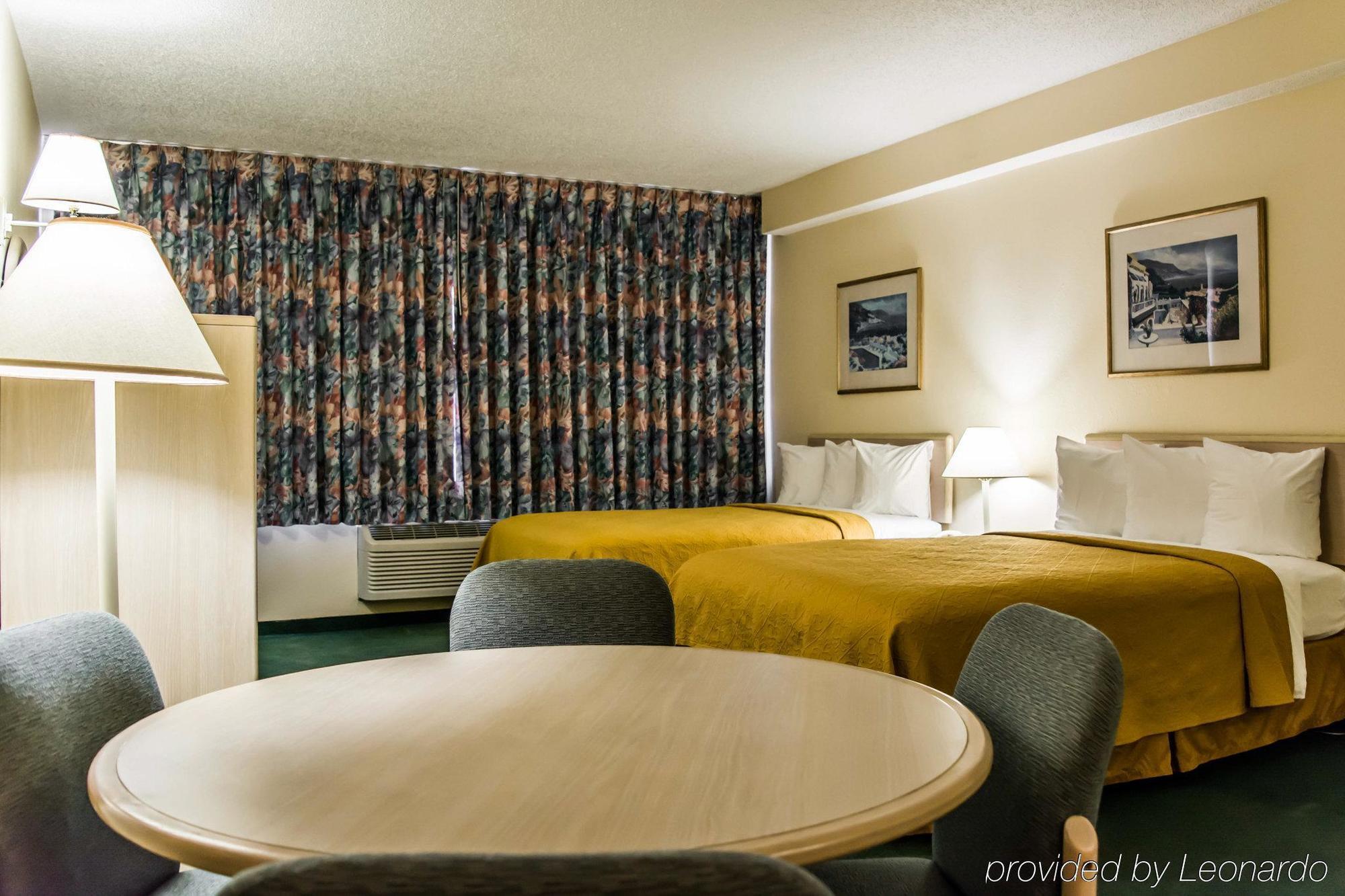Quality Inn And Suites Golf Resort Golden Gate Exterior foto