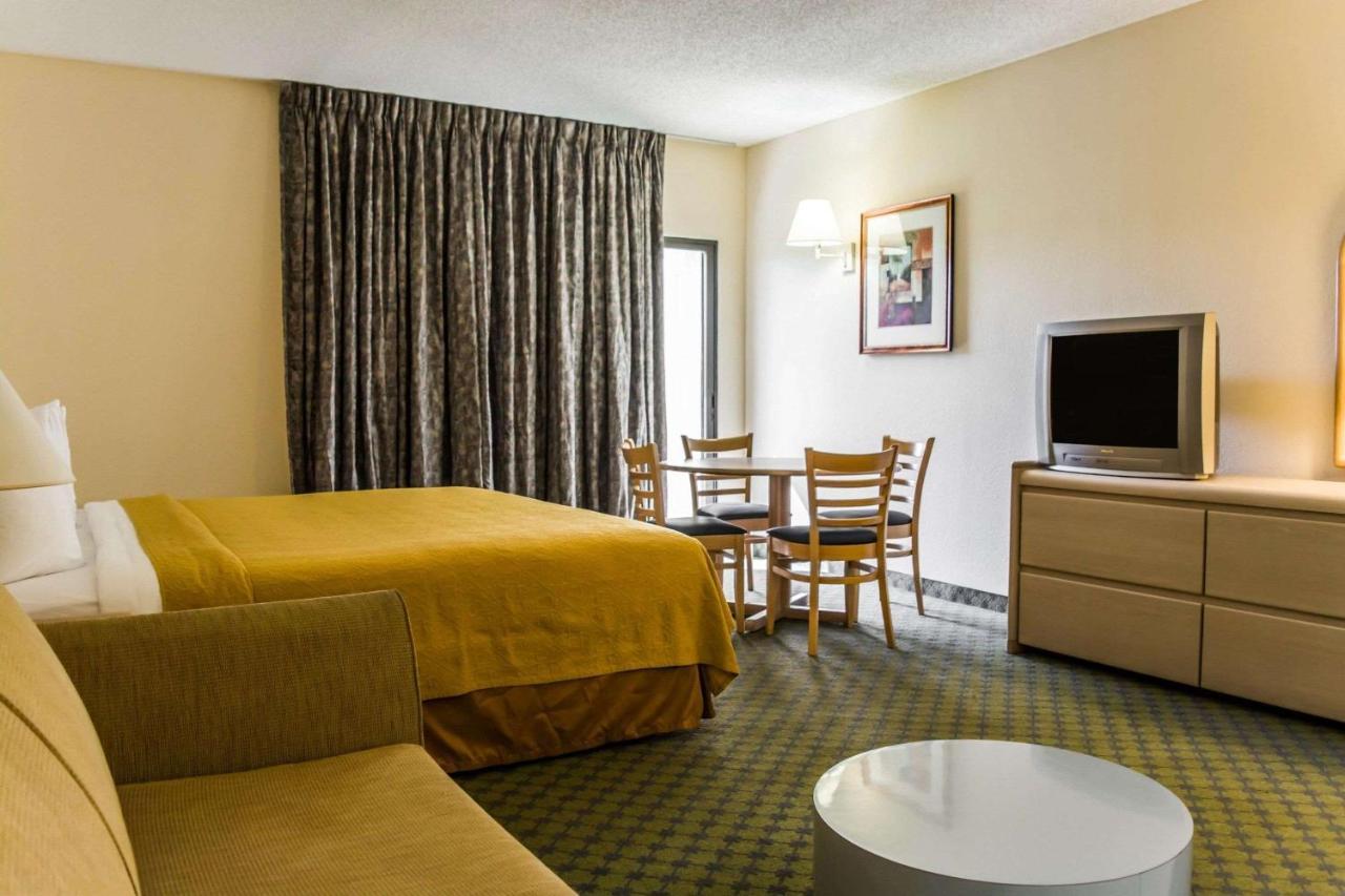 Quality Inn And Suites Golf Resort Golden Gate Exterior foto